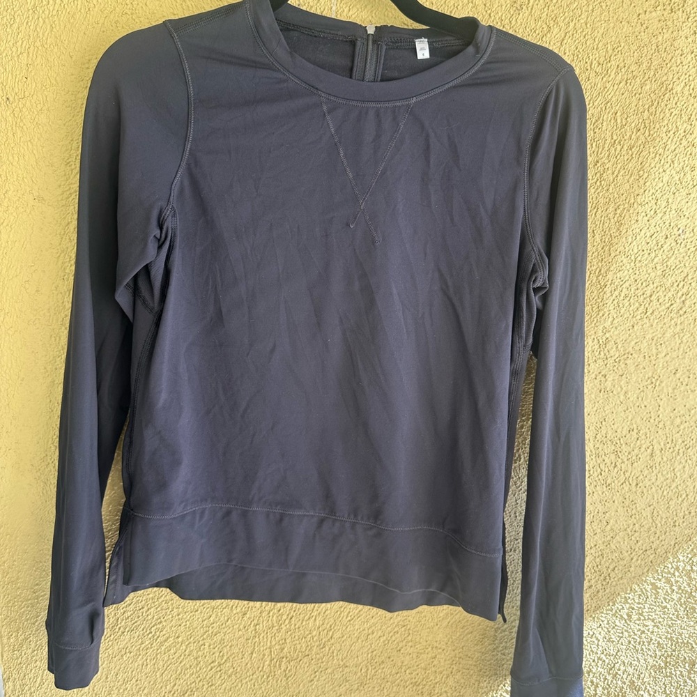 Women's Black Long Sleeve Top